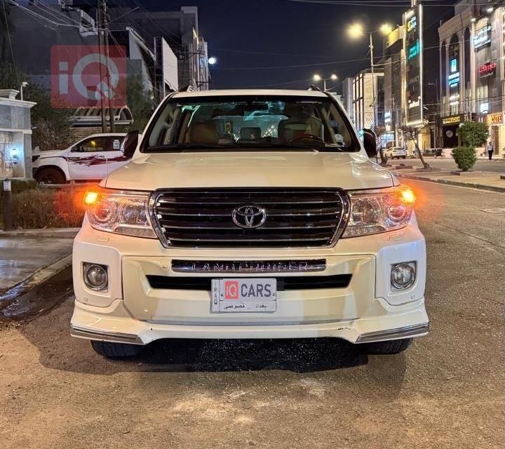 تويوتا لاندكروزر